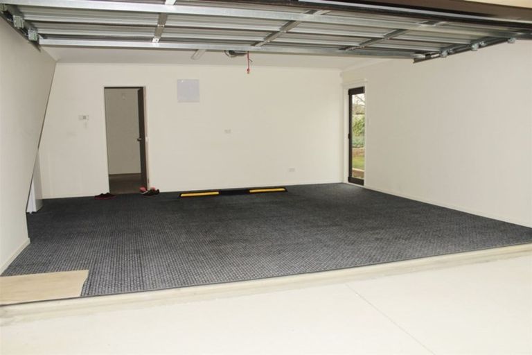 Photo of property in 205d Pakuranga Road, Pakuranga, Auckland, 2010