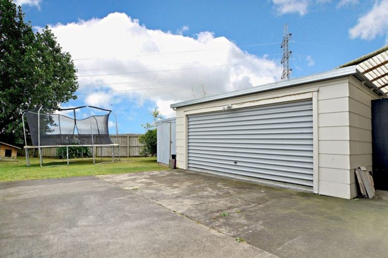 Photo of property in 32 Barnhill Crescent, Pahurehure, Papakura, 2113