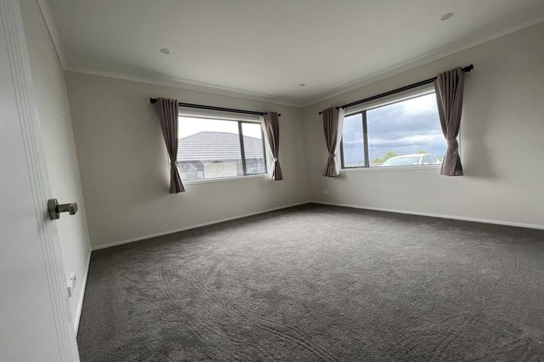 Photo of property in 15 Kapua Crescent, Rototuna North, Hamilton, 3210