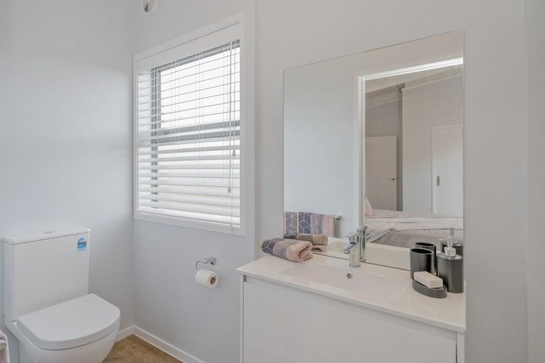 Photo of property in 35 Longreach Drive, Cooks Beach, Whitianga, 3591