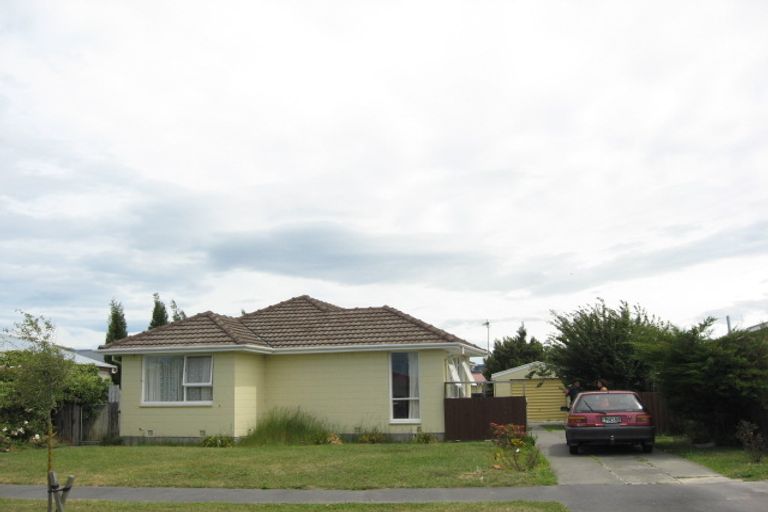 Photo of property in 32 Cob Crescent, Woolston, Christchurch, 8062
