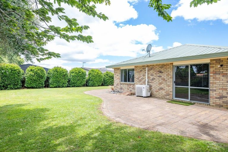 Photo of property in 21 Halyard Close, Flagstaff, Hamilton, 3210