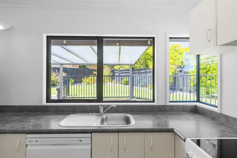 Photo of property in 10 Yasmin Lane, Kinloch, Taupo, 3377