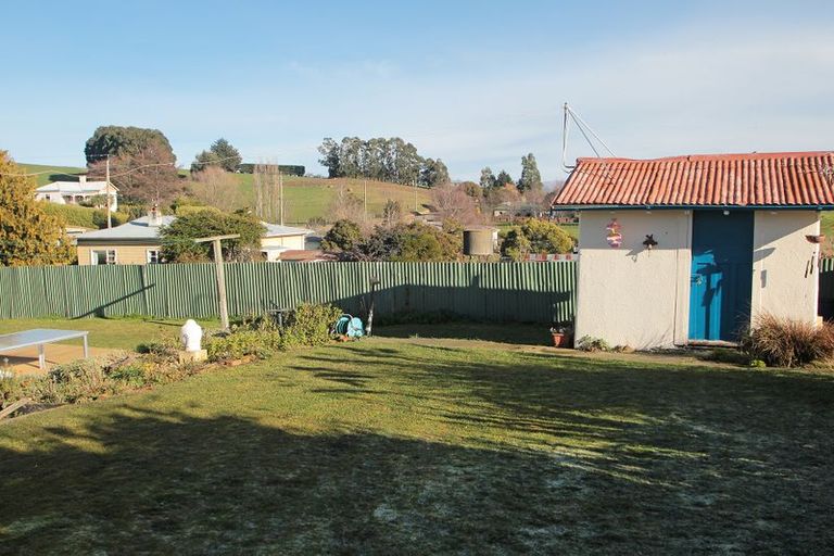 Photo of property in 52 Wellington Street, Enfield, Oamaru, 9491
