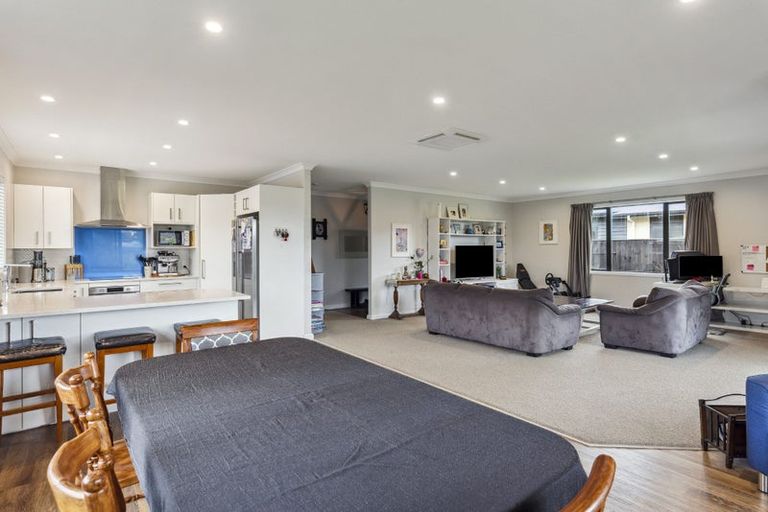 Photo of property in 8 Christow Court, Paraparaumu, 5032