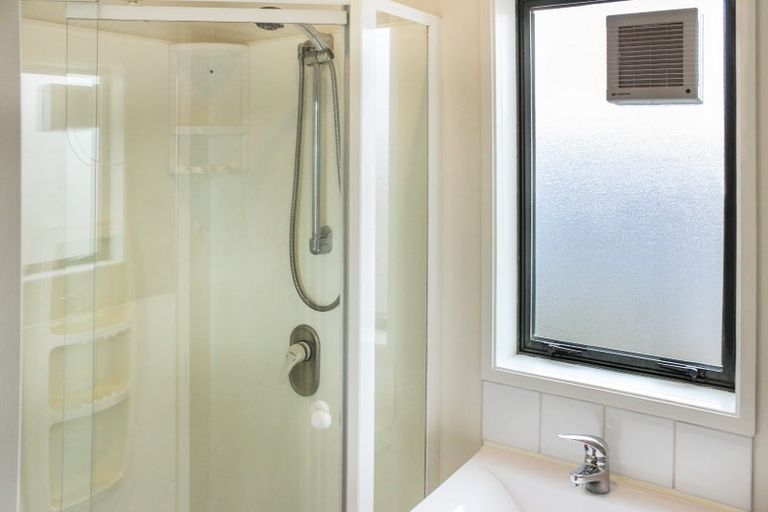 Photo of property in 46d Division Street, Riccarton, Christchurch, 8041