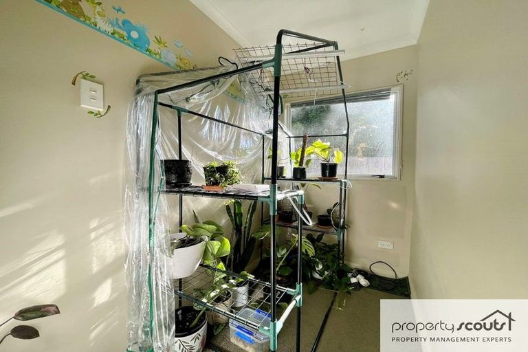 Photo of property in 19 Woodleigh Street, Frankleigh Park, New Plymouth, 4310