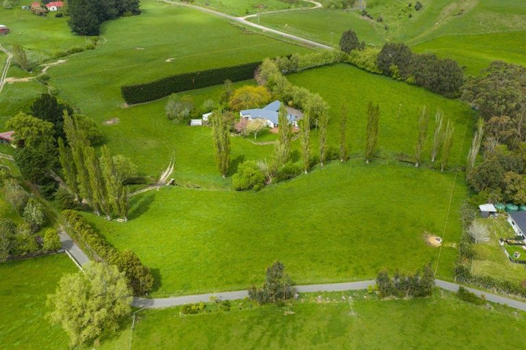 Photo of property in 31 Kahuterawa Road, Linton, Palmerston North, 4472