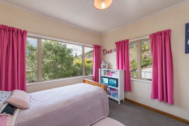 Photo of property in 121 Waimea Road, Nelson South, Nelson, 7010