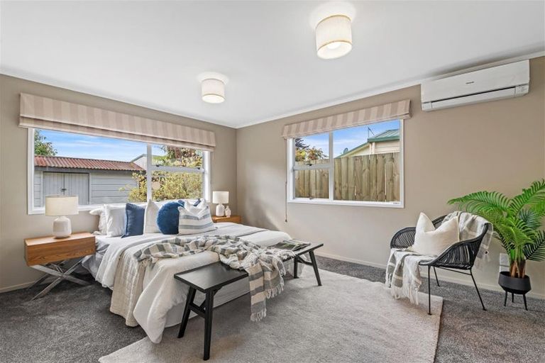 Photo of property in 11 Thackeray Place, Owhata, Rotorua, 3010