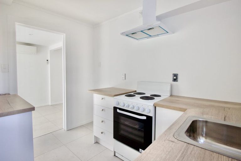 Photo of property in 202 Manuka Road, Bayview, Auckland, 0629