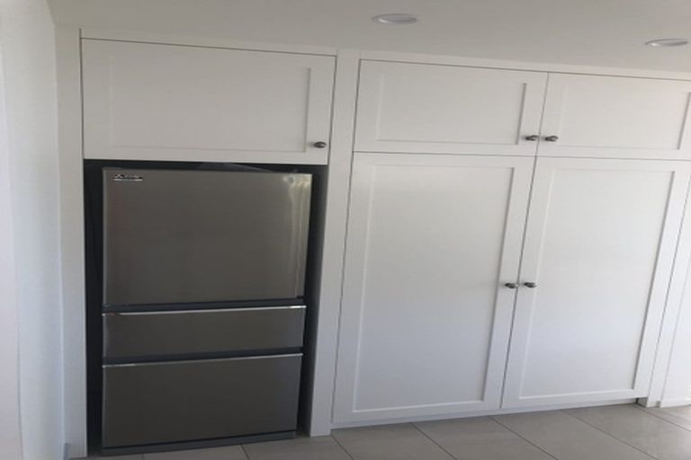 Photo of property in 256 Main Road, Moncks Bay, Christchurch, 8081