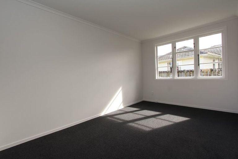 Photo of property in 83 Heath Street, St Andrews, Hamilton, 3200