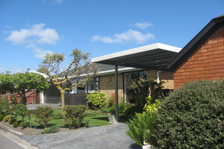 Photo of property in 27 Wendover Street, Bishopdale, Christchurch, 8053
