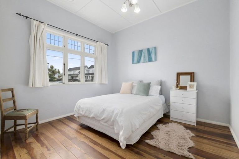 Photo of property in 13 Richmond Street, Petone, Lower Hutt, 5012