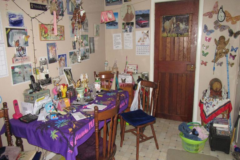 Photo of property in 6 Massey Street, Waimate, 7924