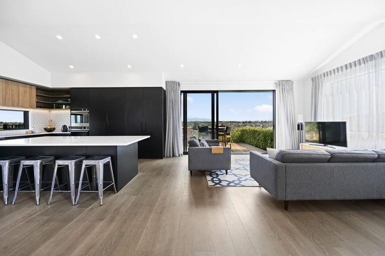 Photo of property in 45 Sylvester Crescent, Flagstaff, Hamilton, 3210