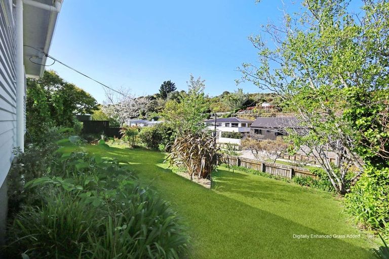 Photo of property in 9 Whakawhiti Street, Marfell, New Plymouth, 4310