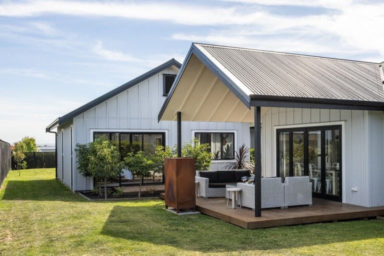 Photo of property in 23 Rich Rise, Havelock North, 4130