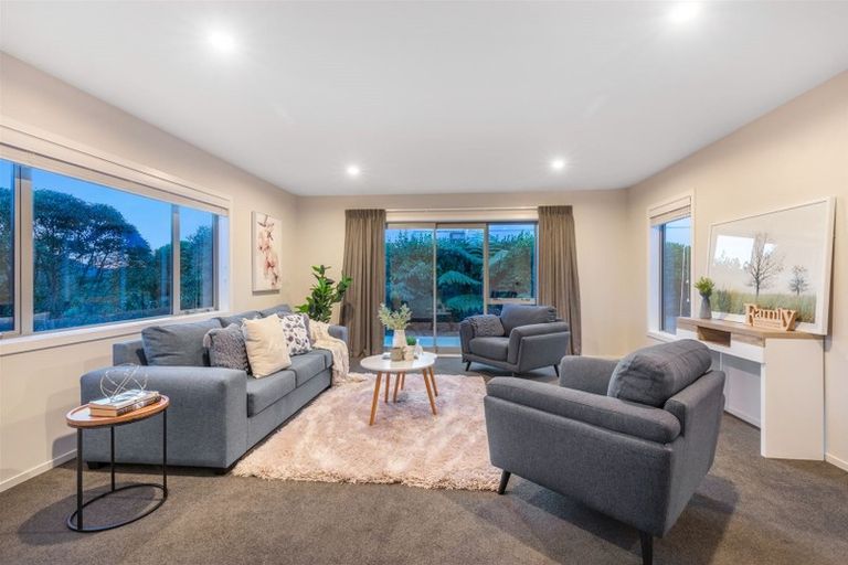 Photo of property in 83 Te Puia Drive, Aotea, Porirua, 5024