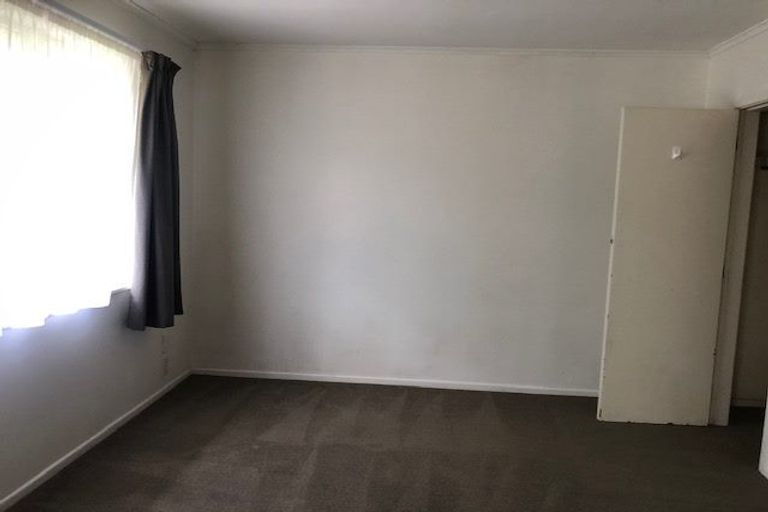 Photo of property in 3 Waverley Avenue, Glenfield, Auckland, 0629