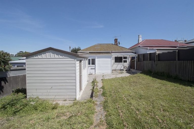 Photo of property in 16 Memorial Avenue, Parkside, Timaru, 7910