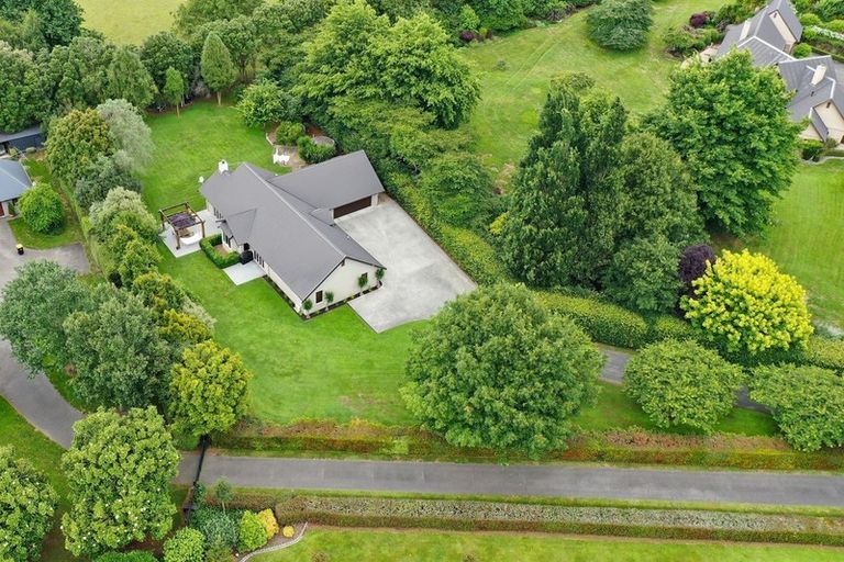 Photo of property in 210 Leger Grove, Te Awamutu, 3875