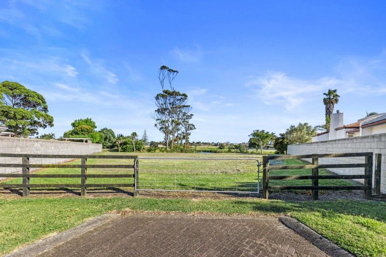 Photo of property in 30 Sovereign Drive, Papamoa Beach, Papamoa, 3118