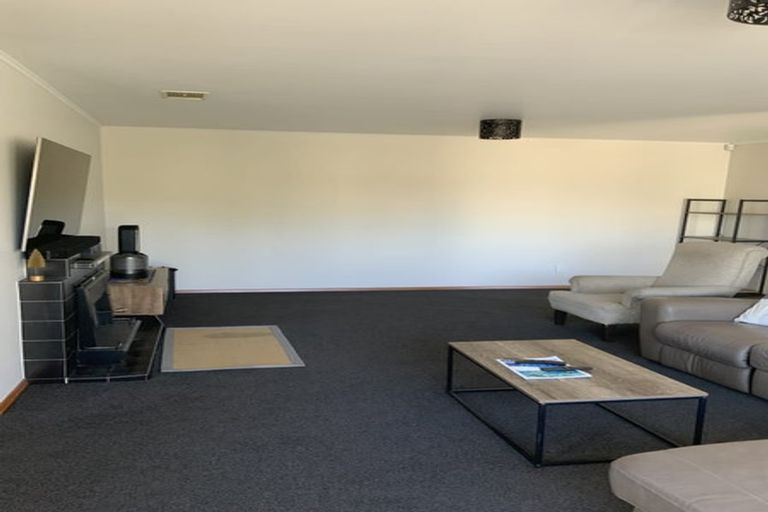 Photo of property in 130 Warwick Street, Feilding, 4702