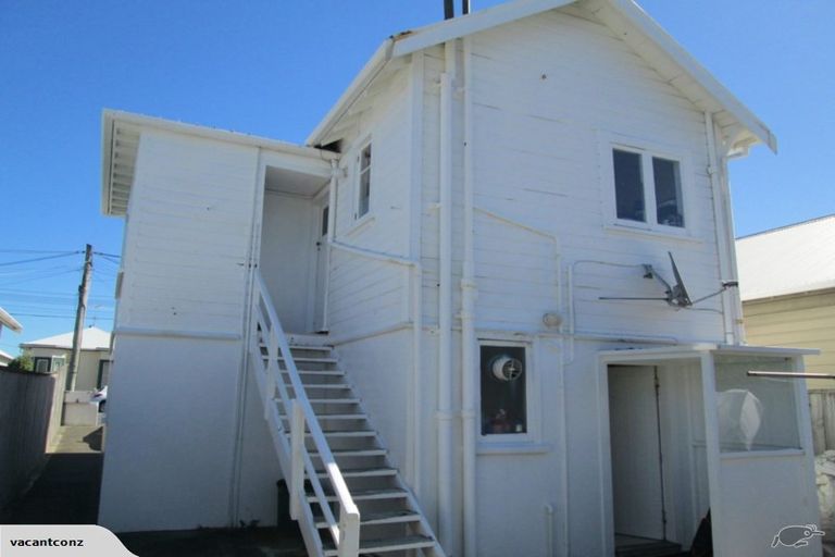 Photo of property in 55 Endeavour Street, Lyall Bay, Wellington, 6022