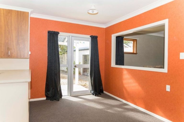 Photo of property in 6 Redfern Street, Dannevirke, 4930