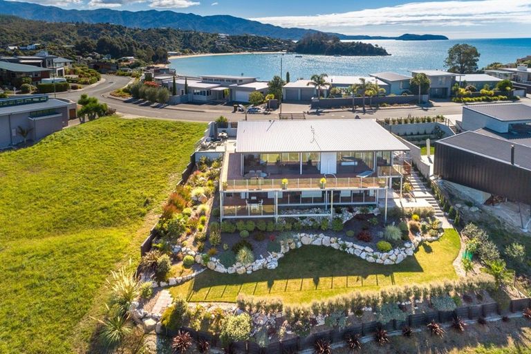 Photo of property in 6 Talisman Heights, Kaiteriteri, Motueka, 7197