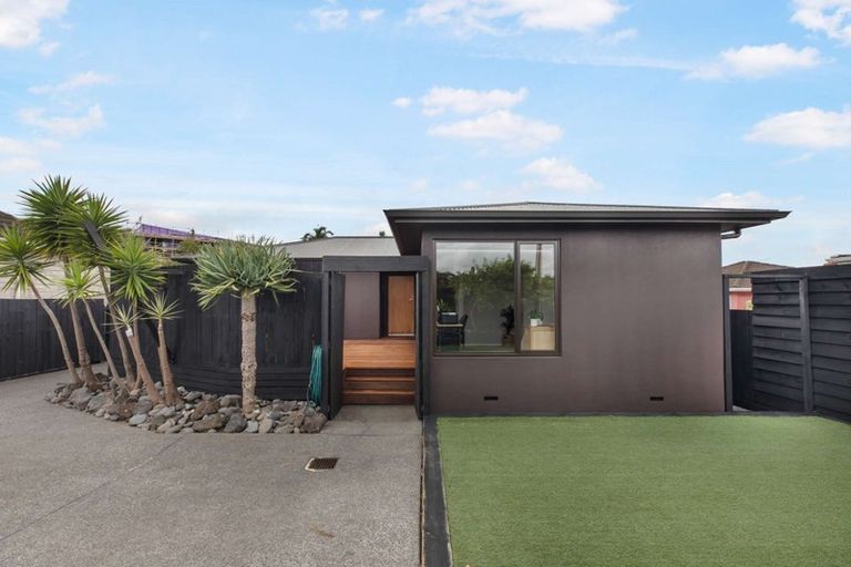 Photo of property in 34 Wyllie Road, Papatoetoe, Auckland, 2025
