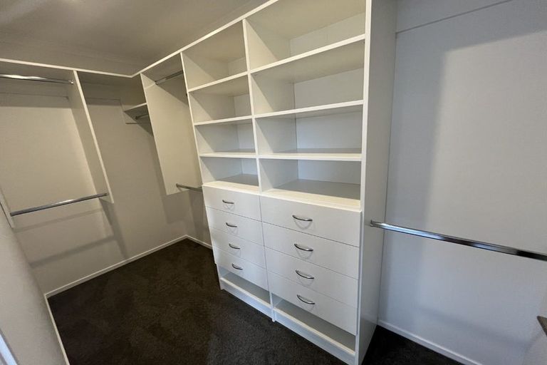 Photo of property in 14 Viv Green Place, Pokeno, 2402