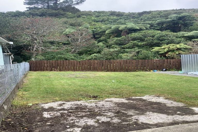 Photo of property in 19 Sunny Grove, Wainuiomata, Lower Hutt, 5014
