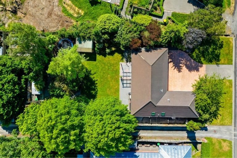 Photo of property in 30 Eders Road, Woodend, 7610