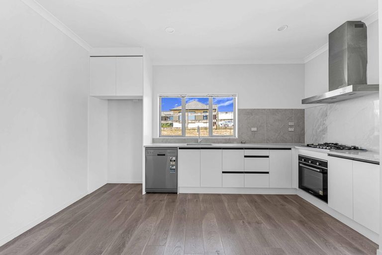 Photo of property in 9 Mclachlan Way, Pokeno, 2471