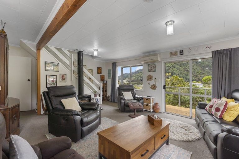 Photo of property in 45 Dorset Street, Picton, 7220