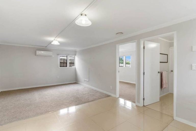 Photo of property in 32 Sidey Avenue, Clover Park, Auckland, 2019
