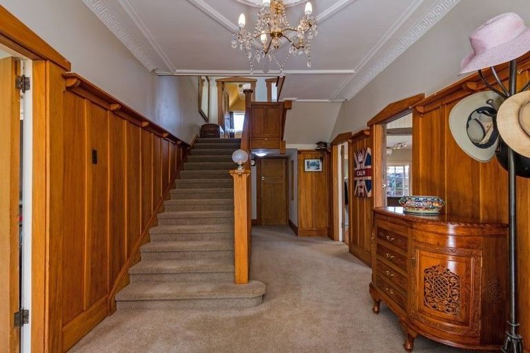 Photo of property in 151 Ruahine Street, Roslyn, Palmerston North, 4414