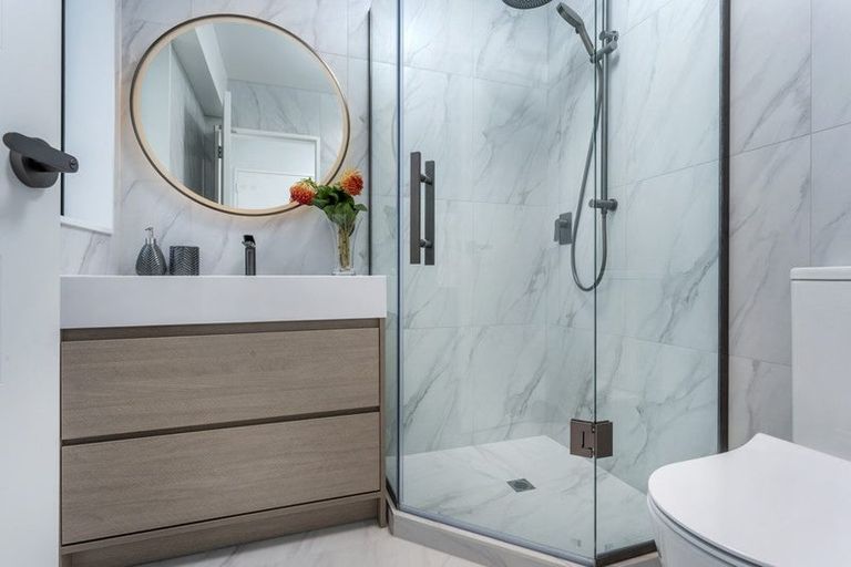 Photo of property in 76b Bond Crescent, Forrest Hill, Auckland, 0620