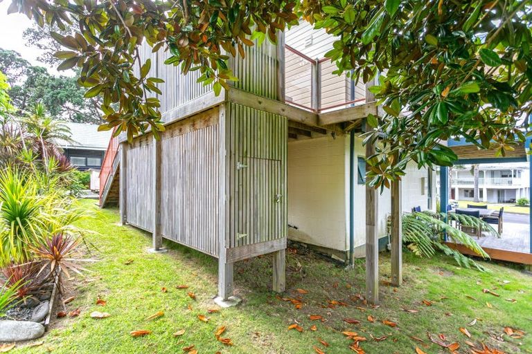 Photo of property in 12 Fishermans Bend, Whiritoa, Whangamata, 3691