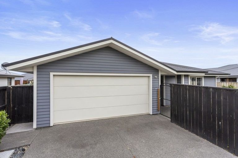 Photo of property in 73 Kippenberger Avenue, Rangiora, 7400