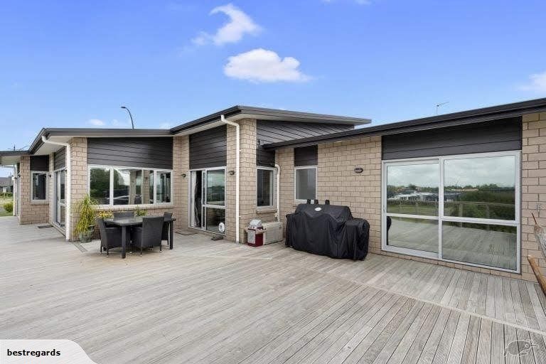 Photo of property in 32 Magellan Rise, Flagstaff, Hamilton, 3210