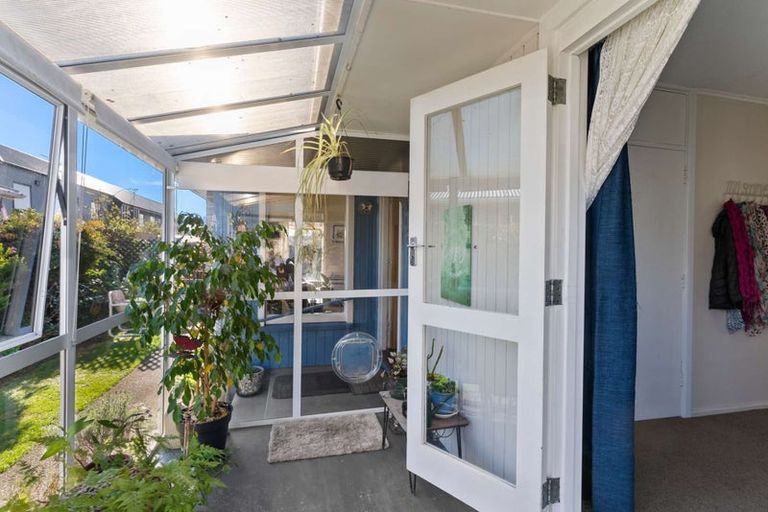 Photo of property in 2/47 Dunn Street, Somerfield, Christchurch, 8024