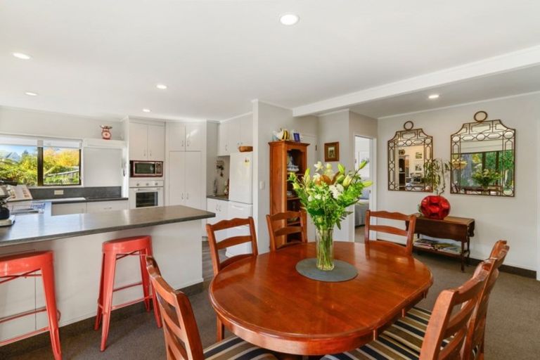 Photo of property in 74a Grand Vue Road, Kawaha Point, Rotorua, 3010