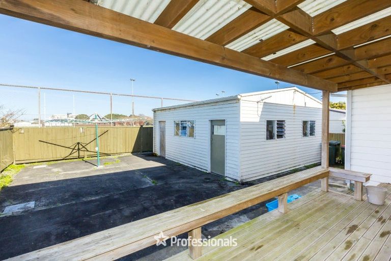 Photo of property in 24 Bouverie Street, Petone, Lower Hutt, 5012