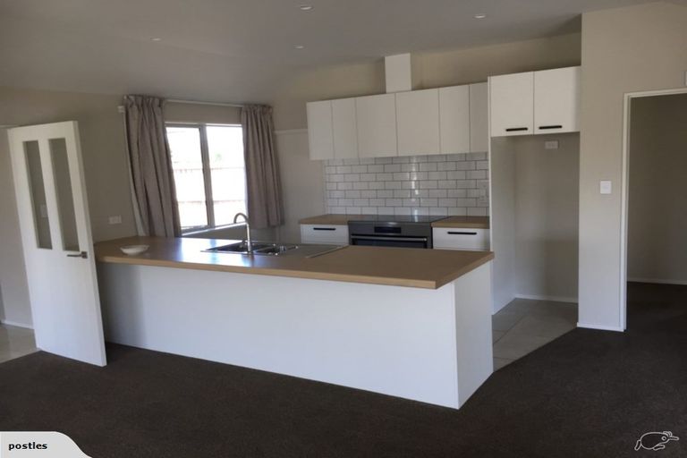 Photo of property in 22 Loxley Place, Lincoln, 7608