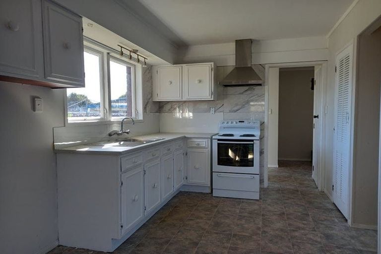 Photo of property in 19 Waimahia Avenue, Weymouth, Auckland, 2103