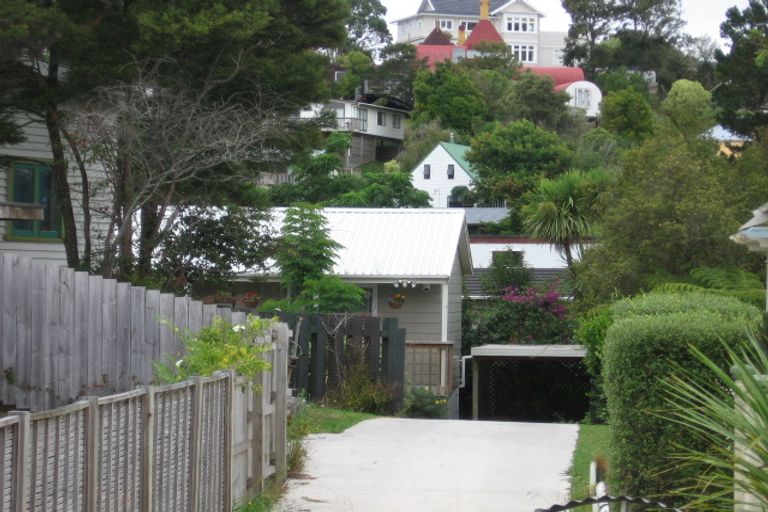 Photo of property in 2/22 Neptune Avenue, Beach Haven, Auckland, 0626